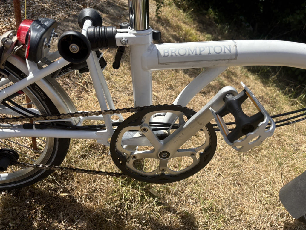 Brompton M3L Folding Bike 3Speed, Papyrus White Excellent Condition, Barely Used