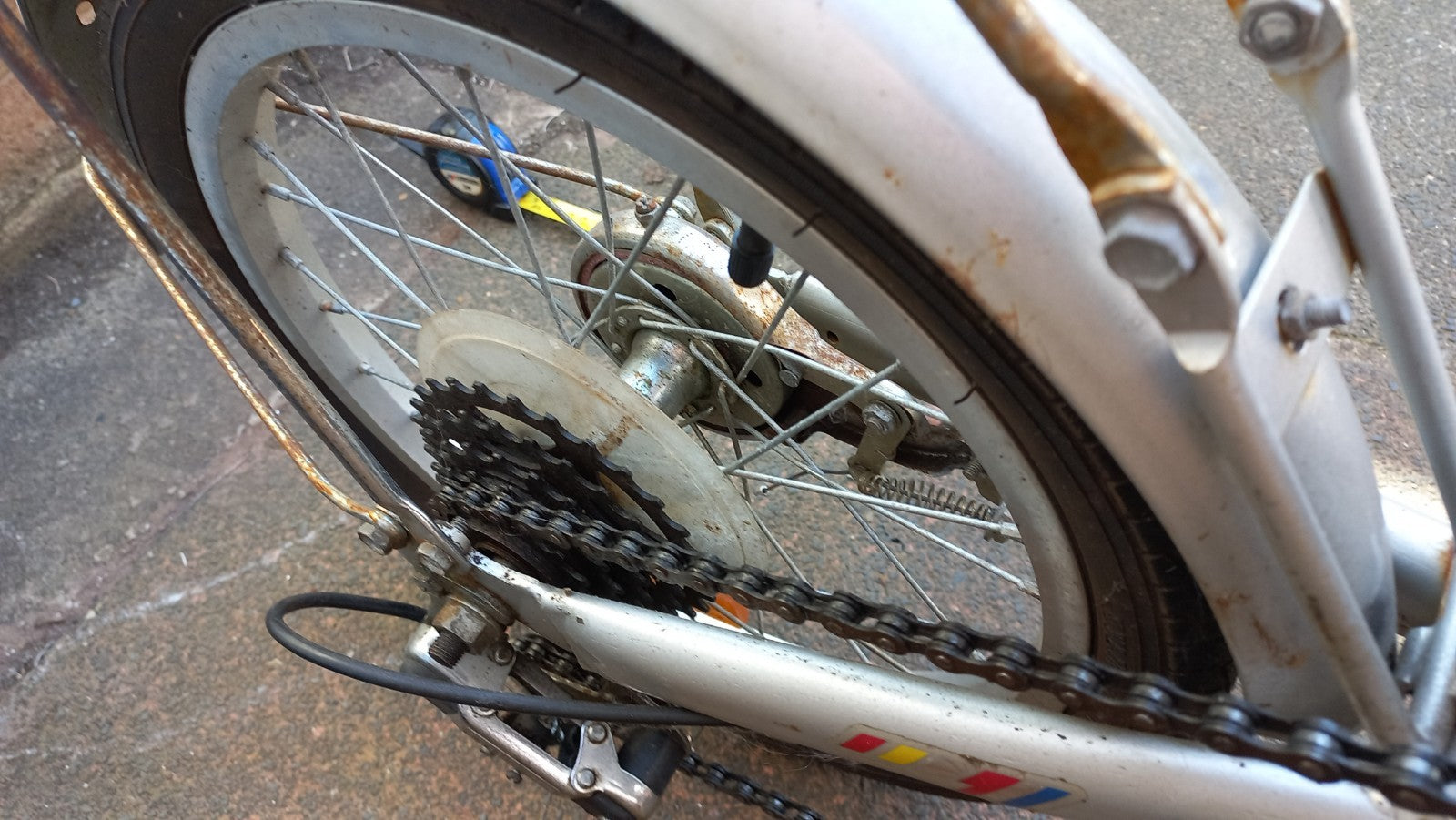 Aomeisi Folding Bike 5-Speed Suspension