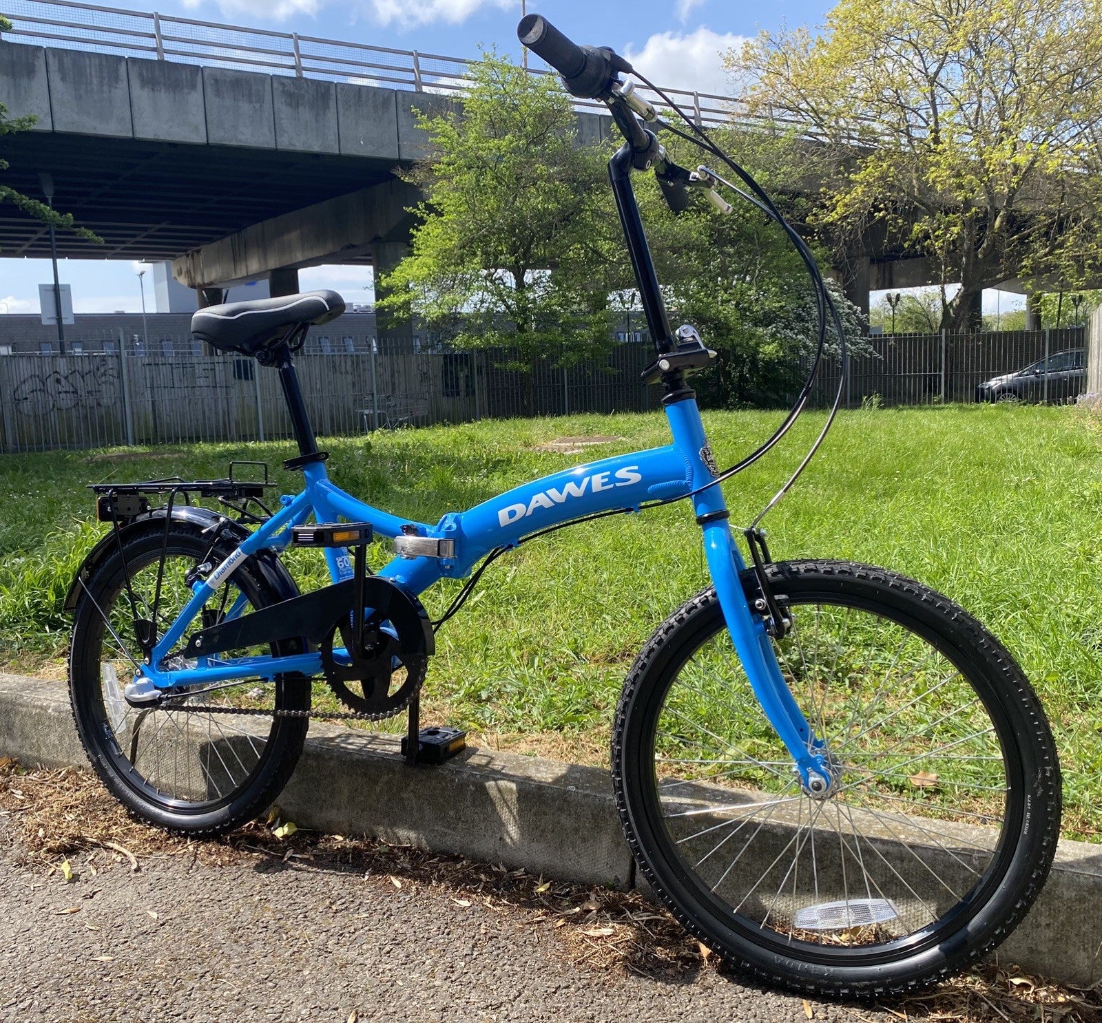 Dawes Diamond Quality Folding Bike Excellent condition RRP£459.99