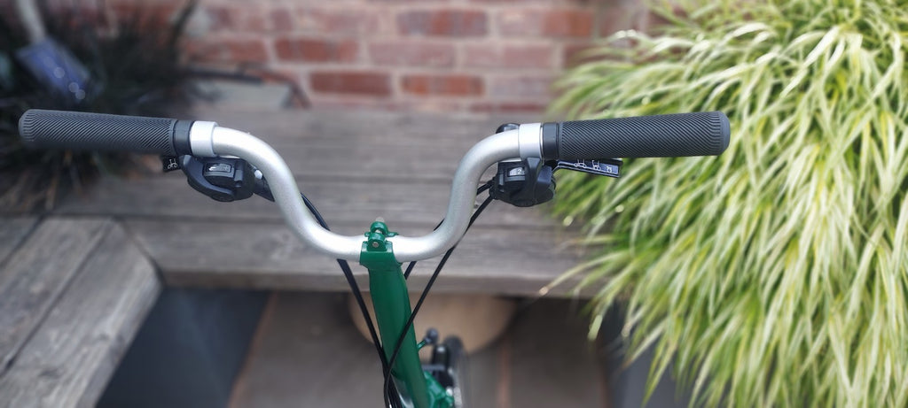 Brompton M6R C Line British Racing Green Excellent Cond less than 90 miles
