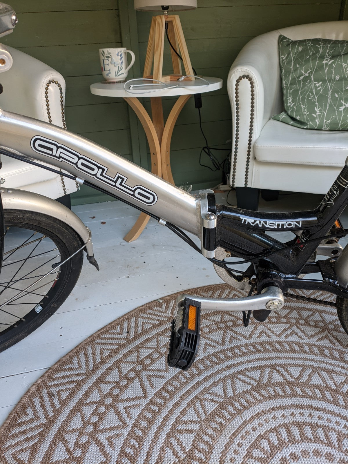 2 X Apollo Transition Folding Bikes 6 Speed Shimano Gear 20” Wheels