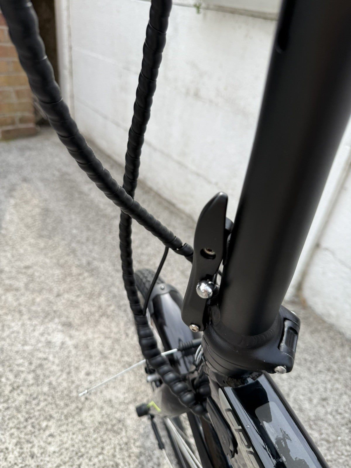 Carrera Crosscity E folding bike , 20'' wheels, black/green, Excellent condition