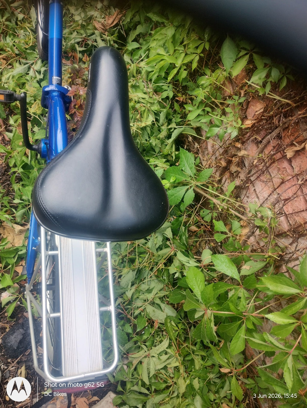 Apollo Tuck Folding Bike 20" Wheels, 6 speed, Blue