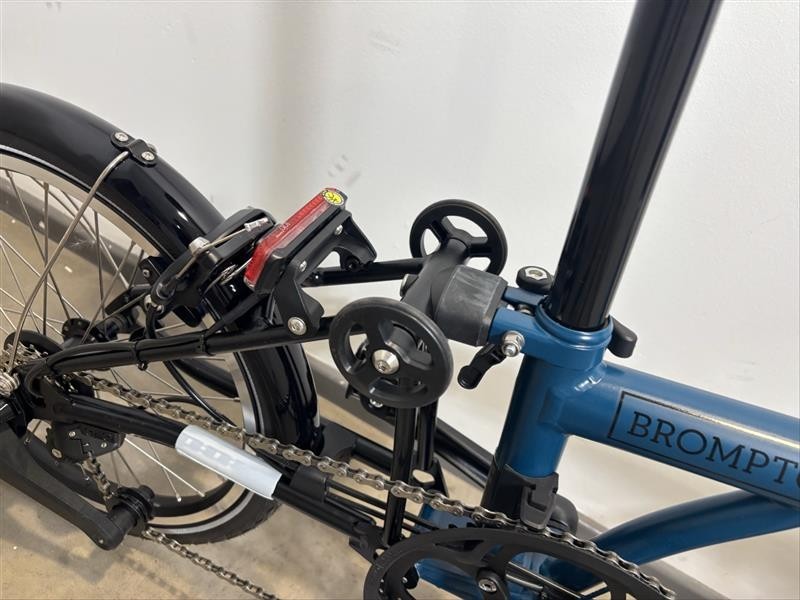 Brompton Electric C Line 4 Speed Mid Folding Bike - 2023 - Ocean Blue