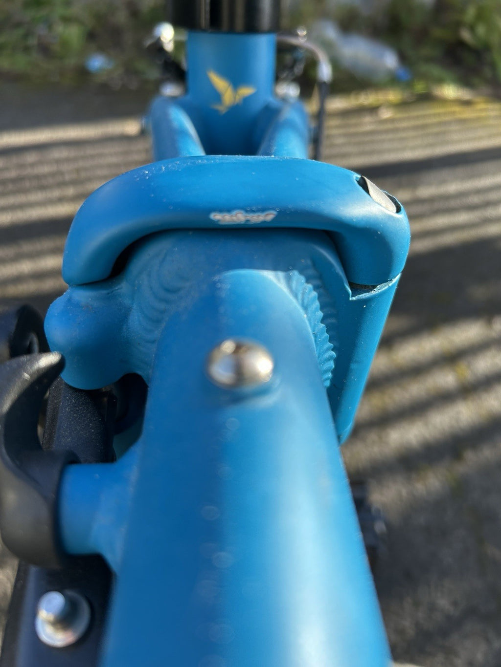 Tern Link C8 Folding Bike 8-Speed, Blue