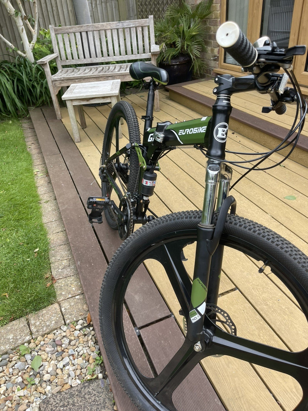 Eurobike G7 Folding Mountain Bike Dual Disc 17" Frame, 27.5" Wheels