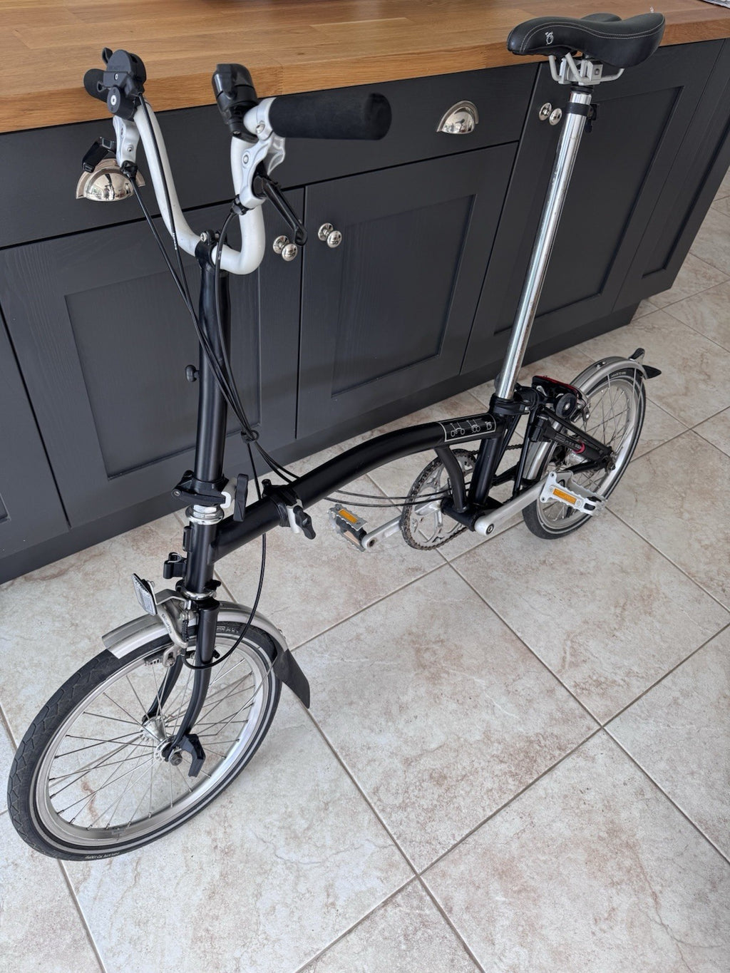 Brompton M3L Folding Bike 3-Speed, Black