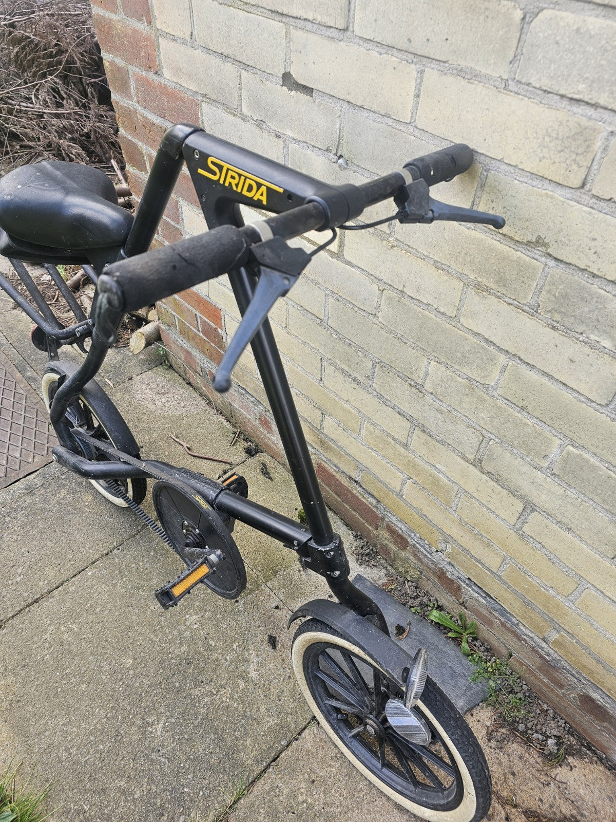 Vintage Strida Folding Bike Collectable Unusual Design w Rubber Drive Belt