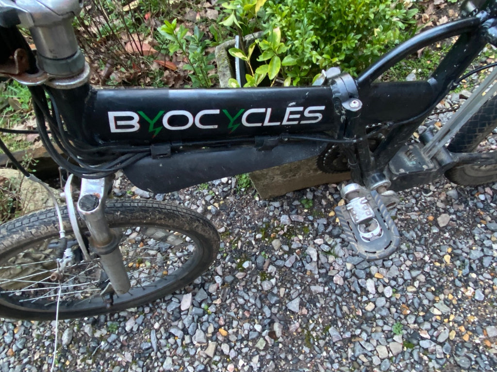 BYOCYCLE FOLDING FRAME 20" WHEELS *READ FOR FLAWS MISSNG PARTS