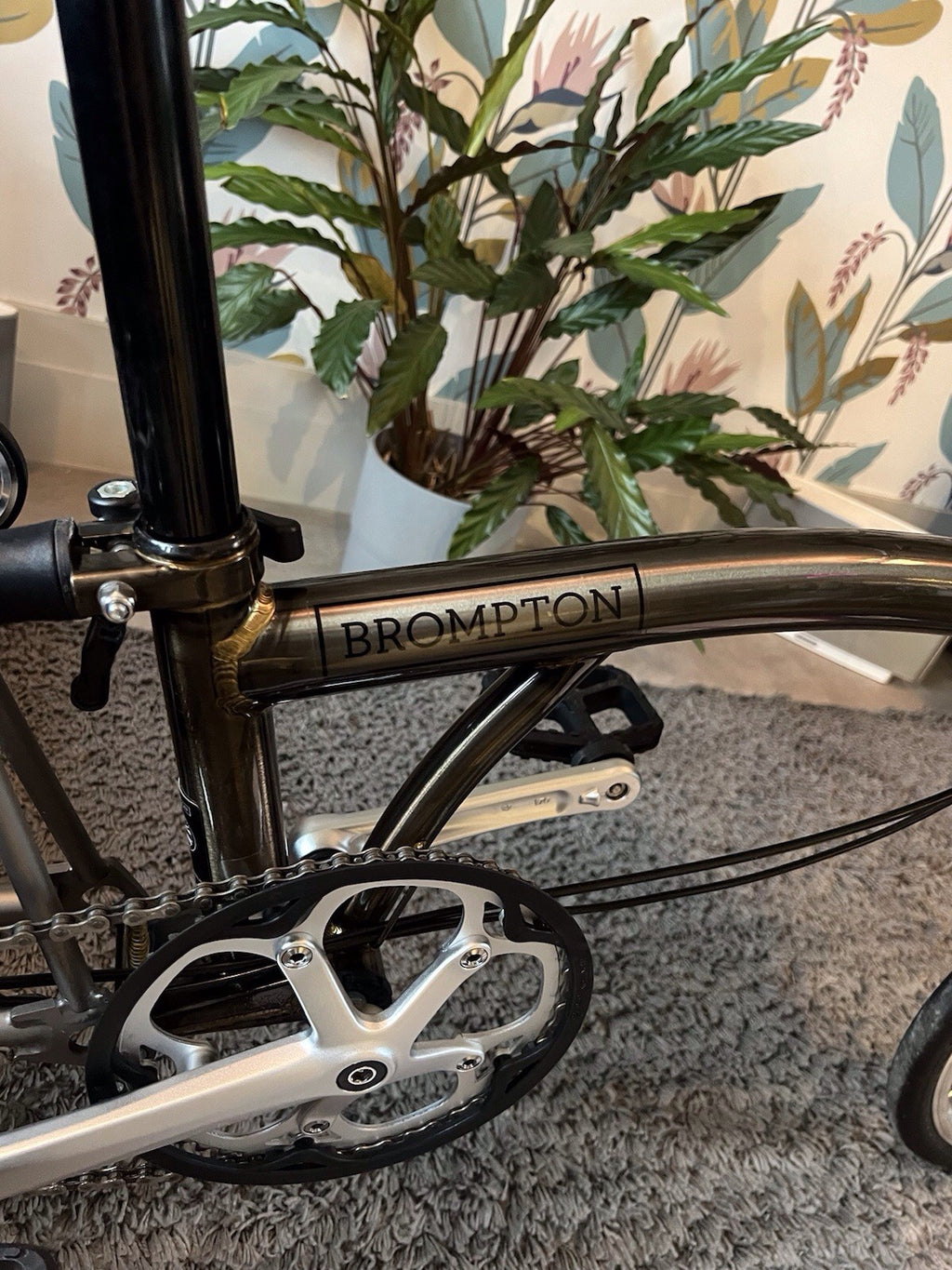 Brompton Titanium Virtually Unused & In Beautiful Showroom  Condition