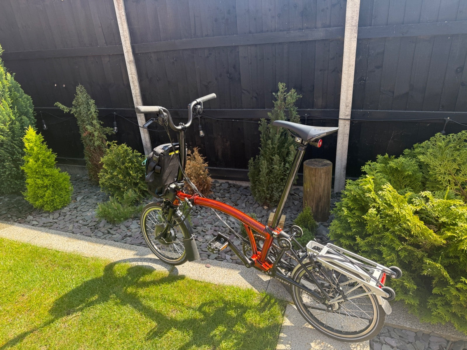 Brompton E C Line, 6 Speed, Flame Red, Excellent Condition, Boxed