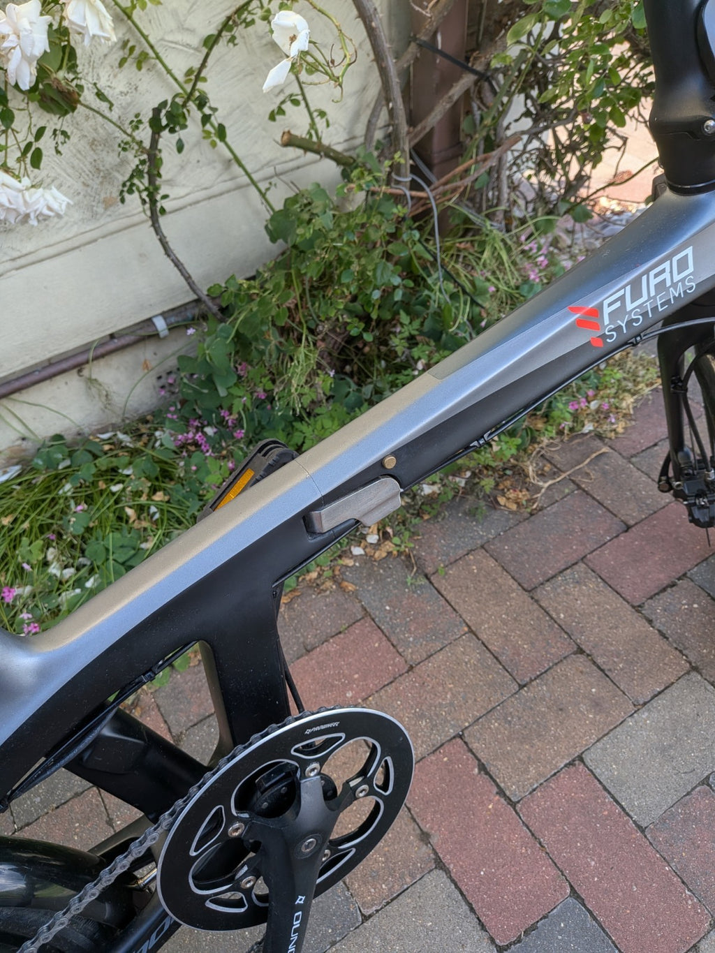 FURO 'E' Powered Folding Bike,FULL CARBON FRAME,EX-DEMO, Ridden For 9 Miles.L@@K