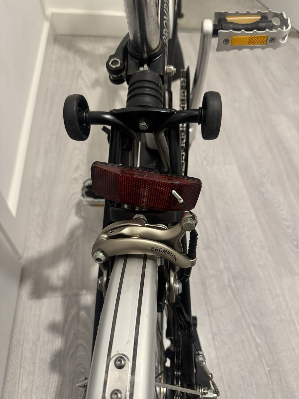 Brompton M6L 6 Speed Folding Bike – Black – Great Working Order – With Pump