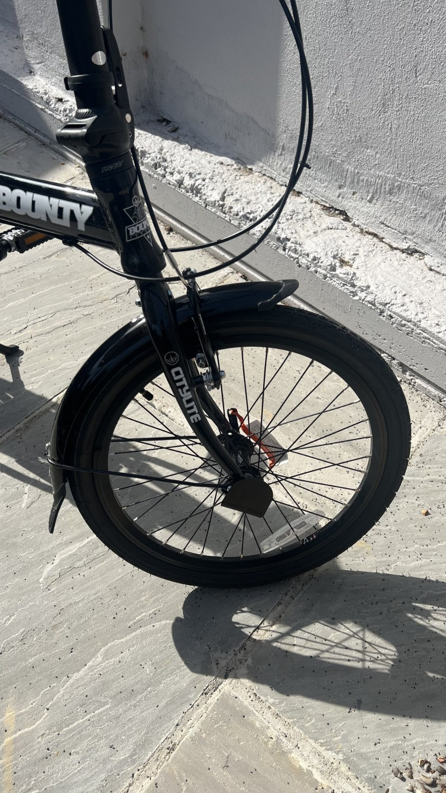 Bounty 20” Folding Bike Black + Cover & Folding strap – Excellent Condition