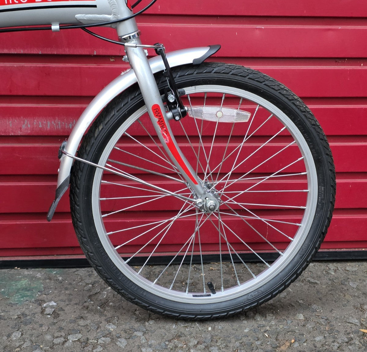 AMMACO PAKKA LITE SE FOLDING BIKE (20" WHEELS) BRAND NEW NEVER USED!!