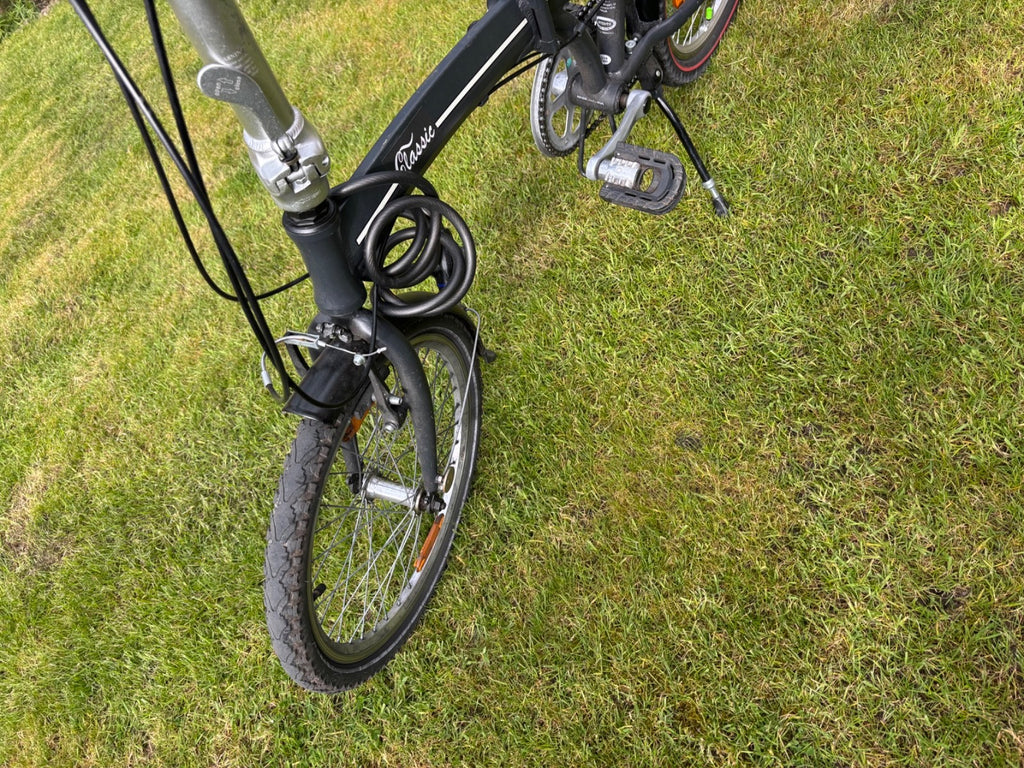 Unisex classic folding bike