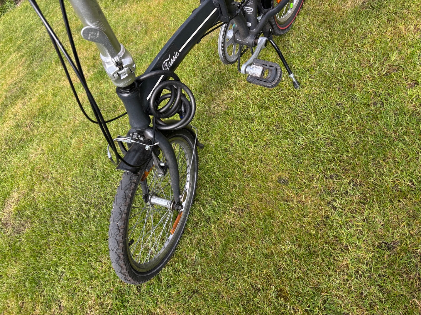 Unisex classic folding bike