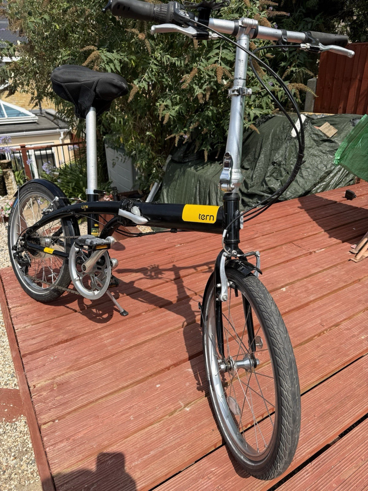 Tern Link C7 20 in 7 Speed Folding Bike Black/Yellow with Mudguards Kickstand