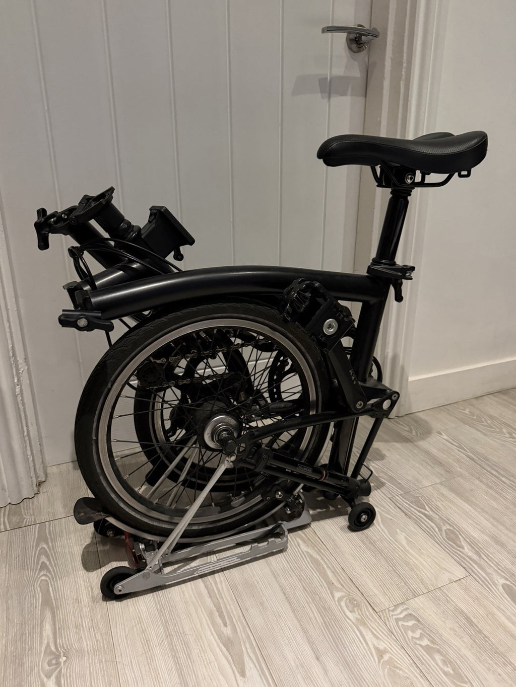 Brompton C-Line Explore 6-Speed Black Edition With Rack