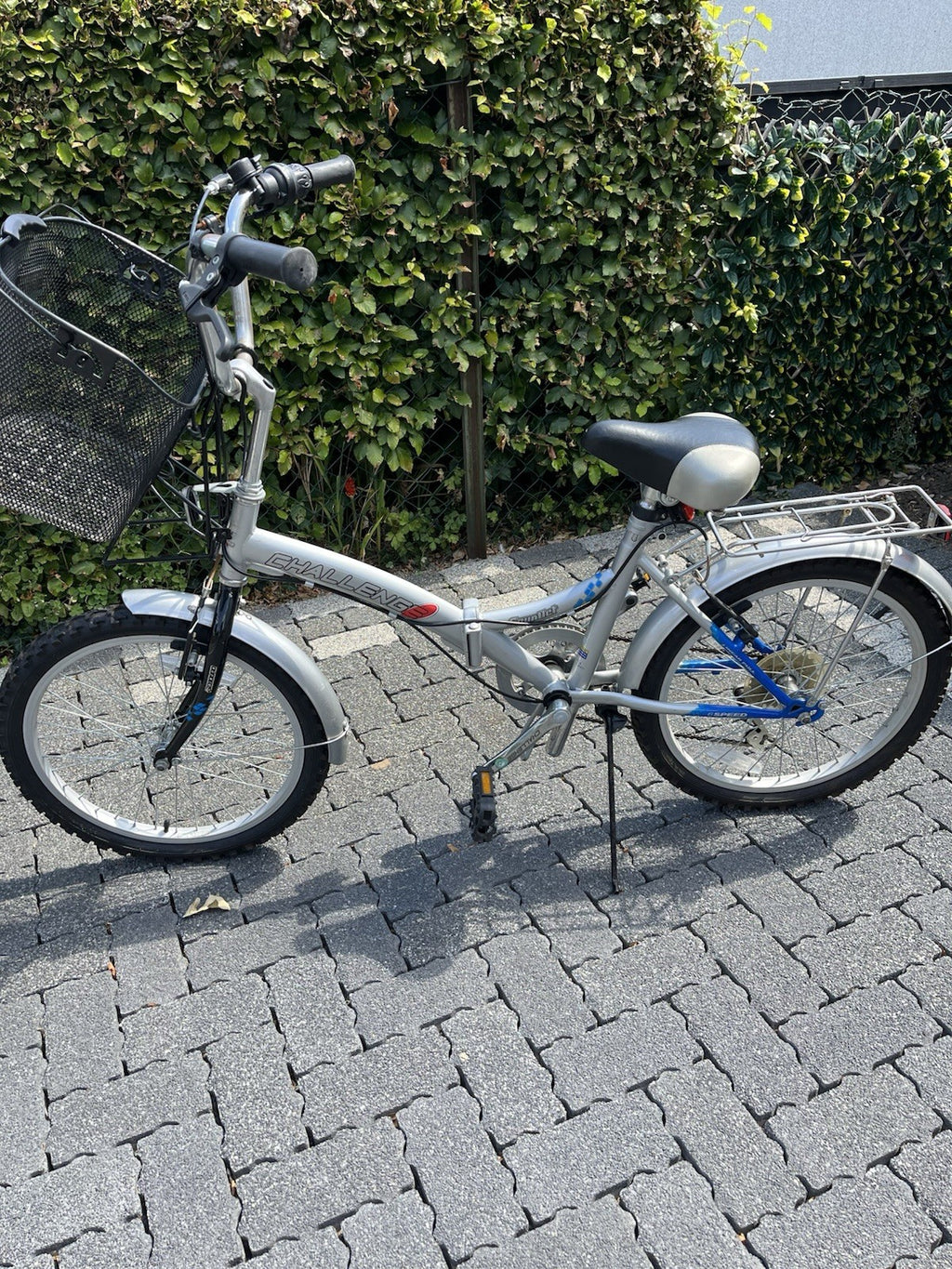 Challenge Gauntlet Folding Bike With 6 Speed Microshift Gears