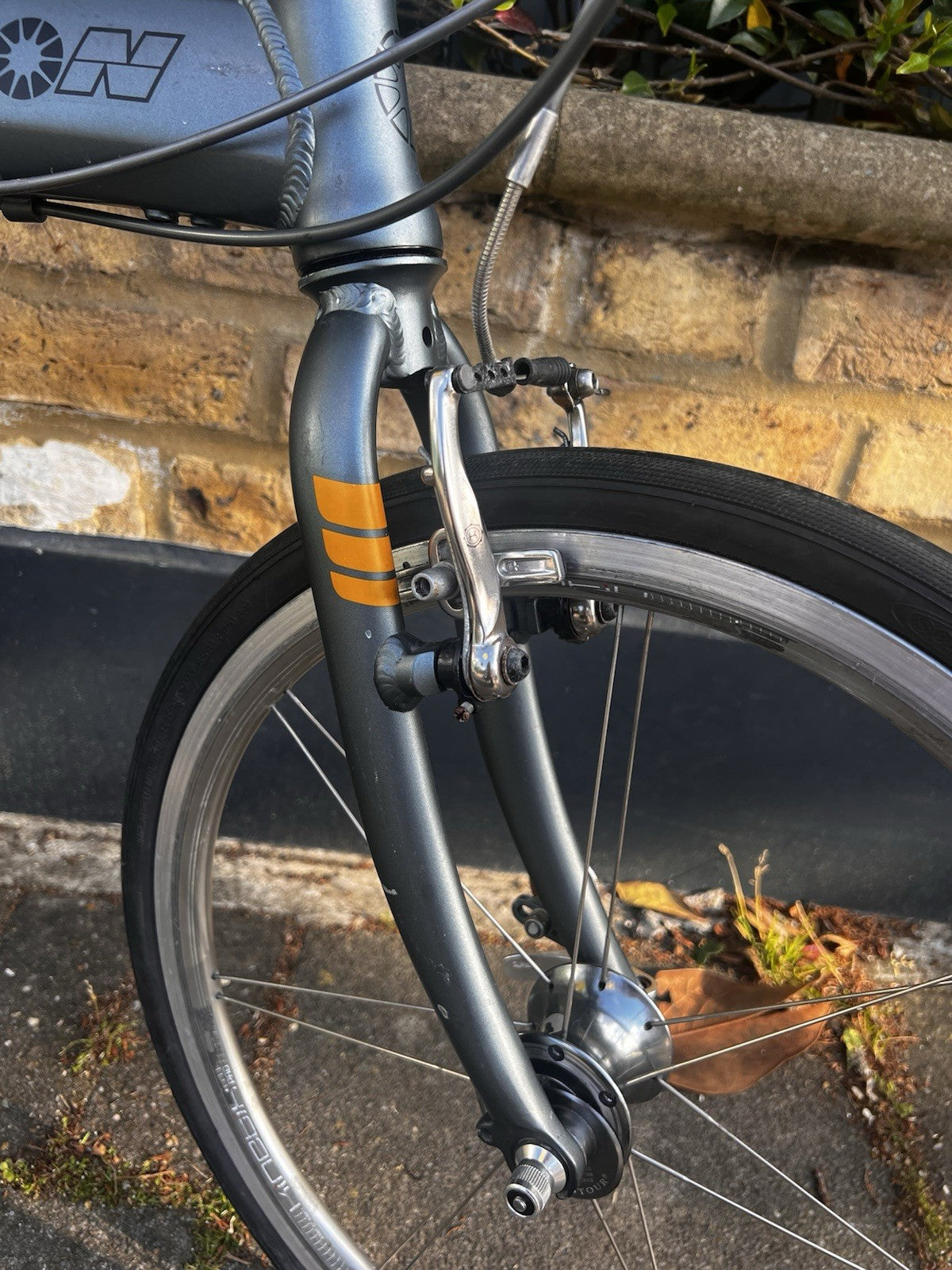 Dahon MU SL 20" Folding bike one of the lightest folding bikes on the market