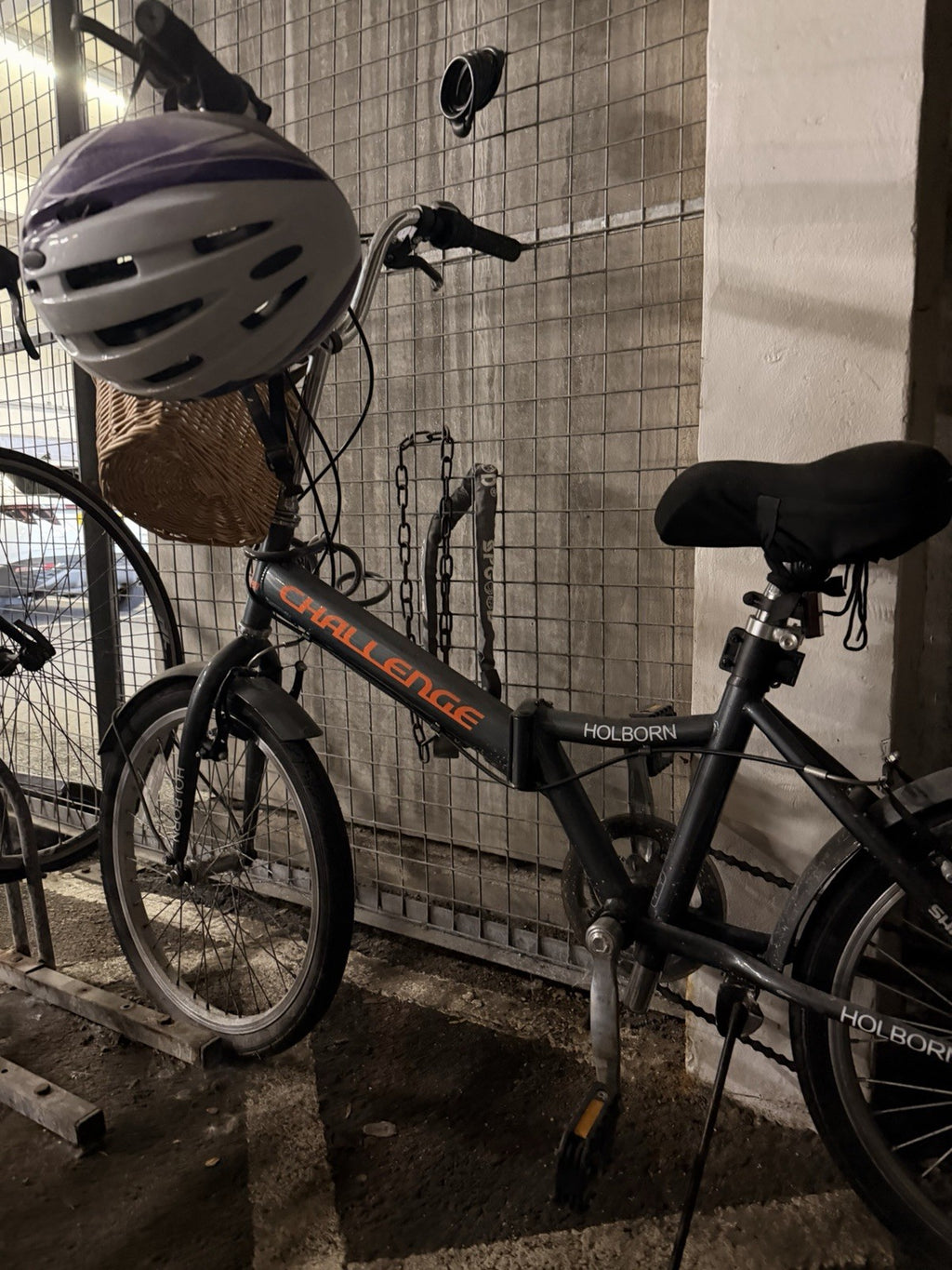 Challenge Holborn 20in Folding Bike 6 Speed Grey/Orange Basket Mudguards