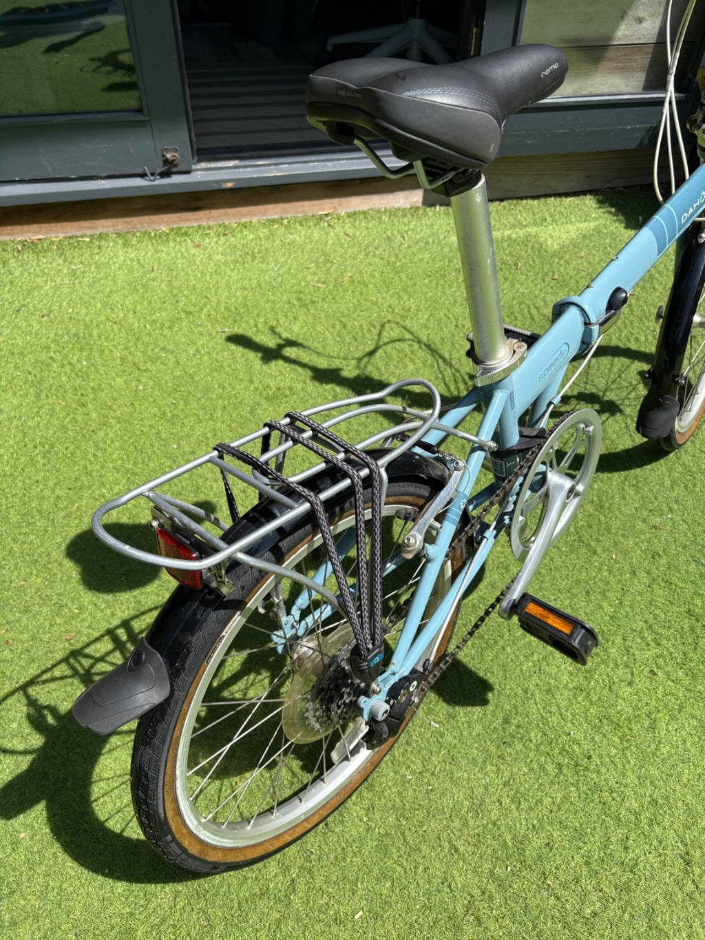 Dahon Speed 7 light blue folding bike. Very good condition