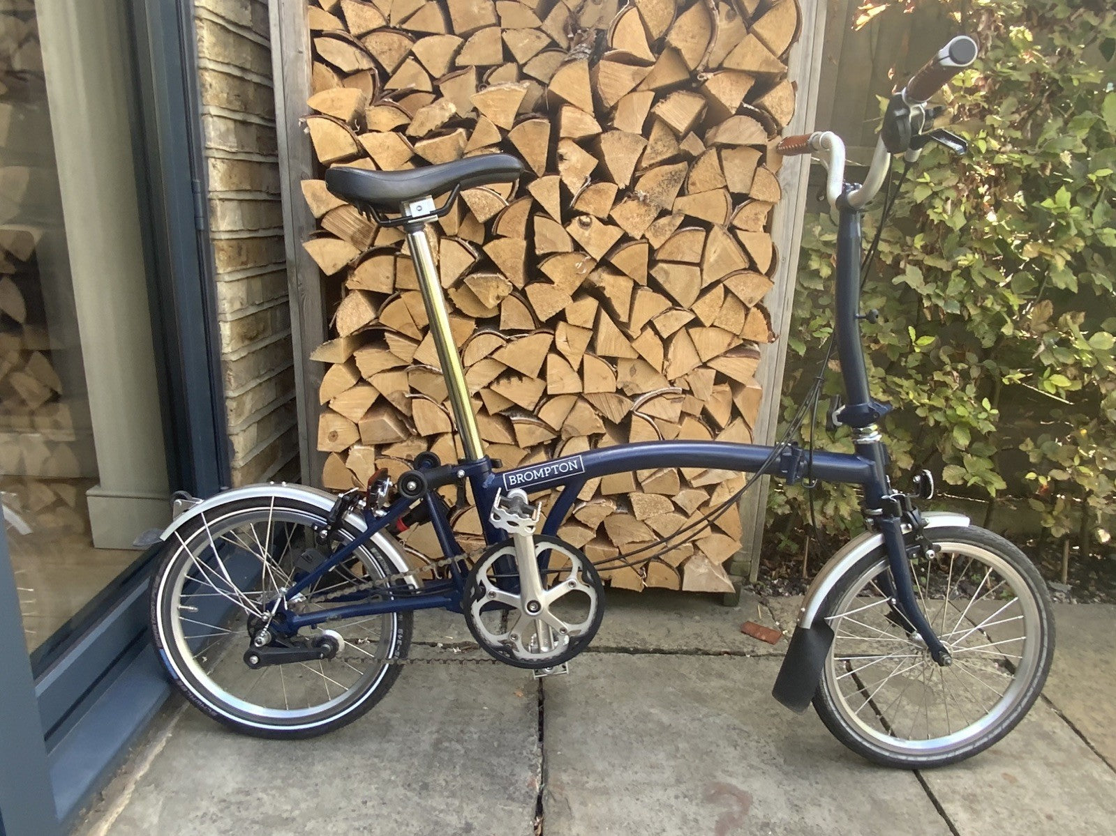 Brompton M3L Folding Bicycle Blue 3-speed - 16' wheel.