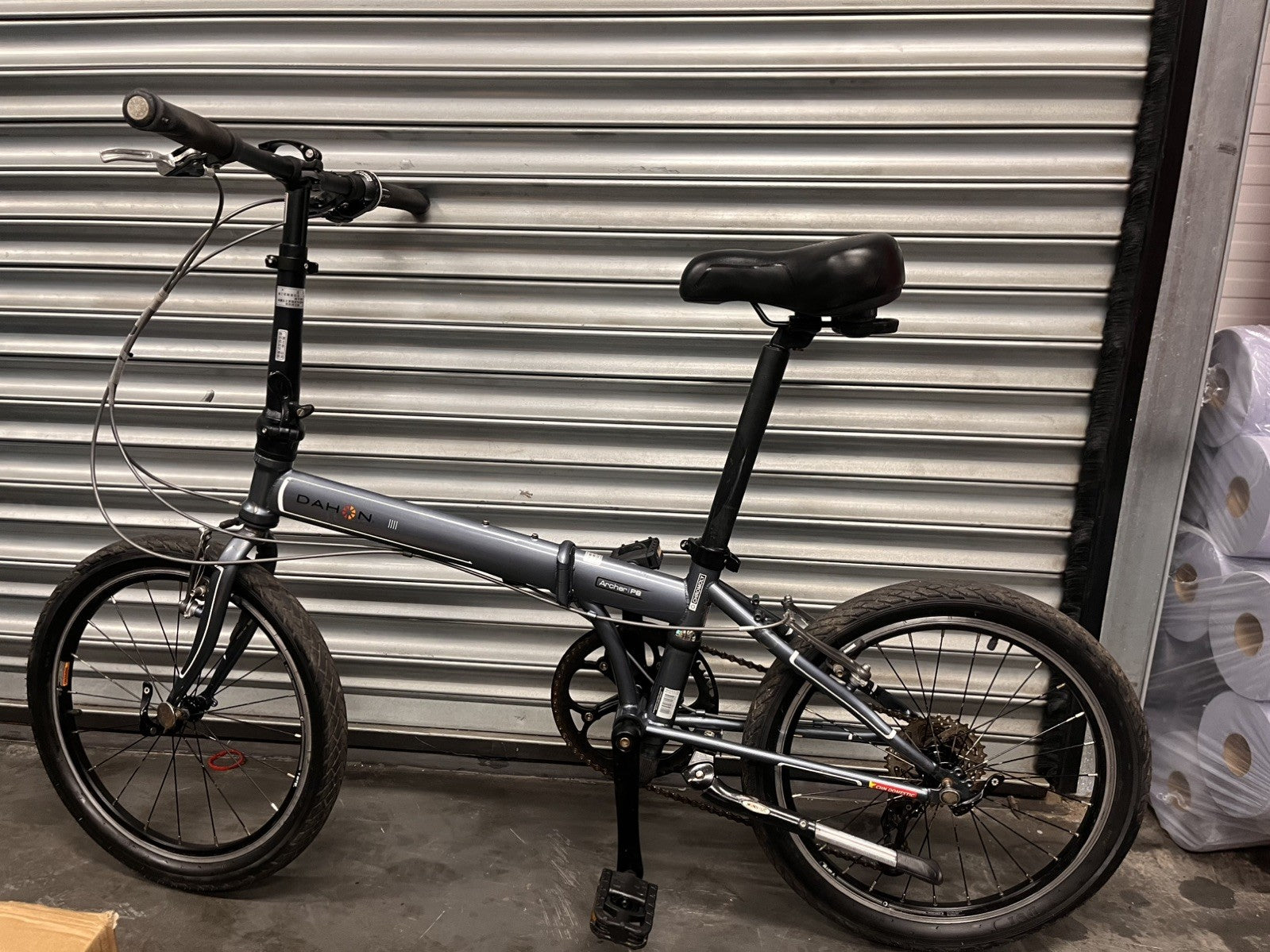 Dahon Archer P8 City Bike 8 Speed Folding Bike