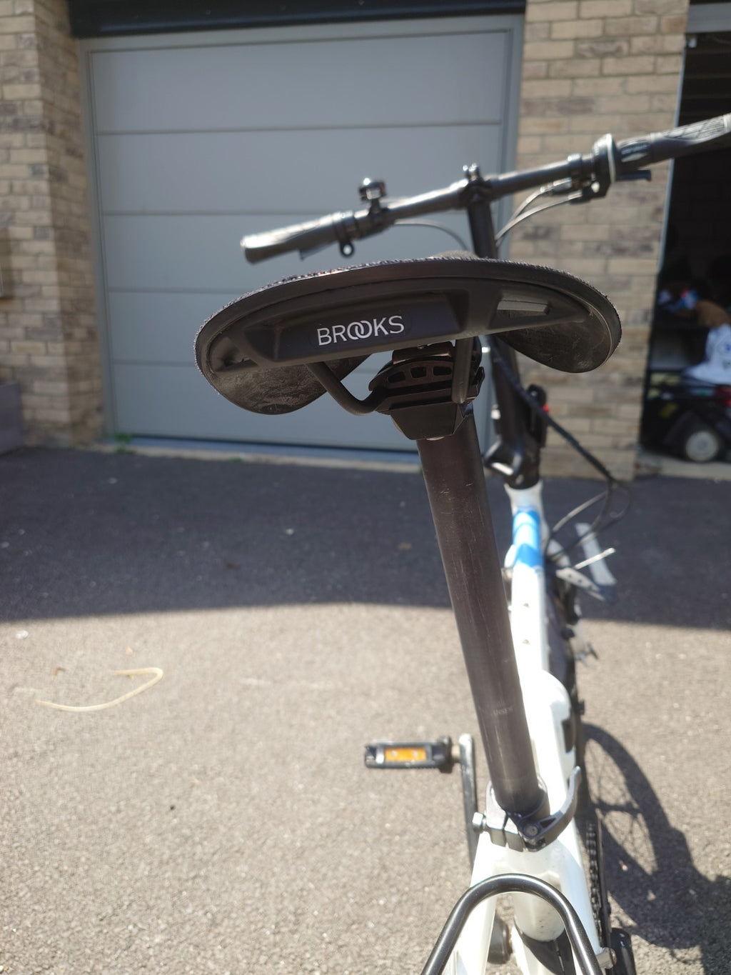 Tern Link D8 Folding Bike With Brooks Saddle