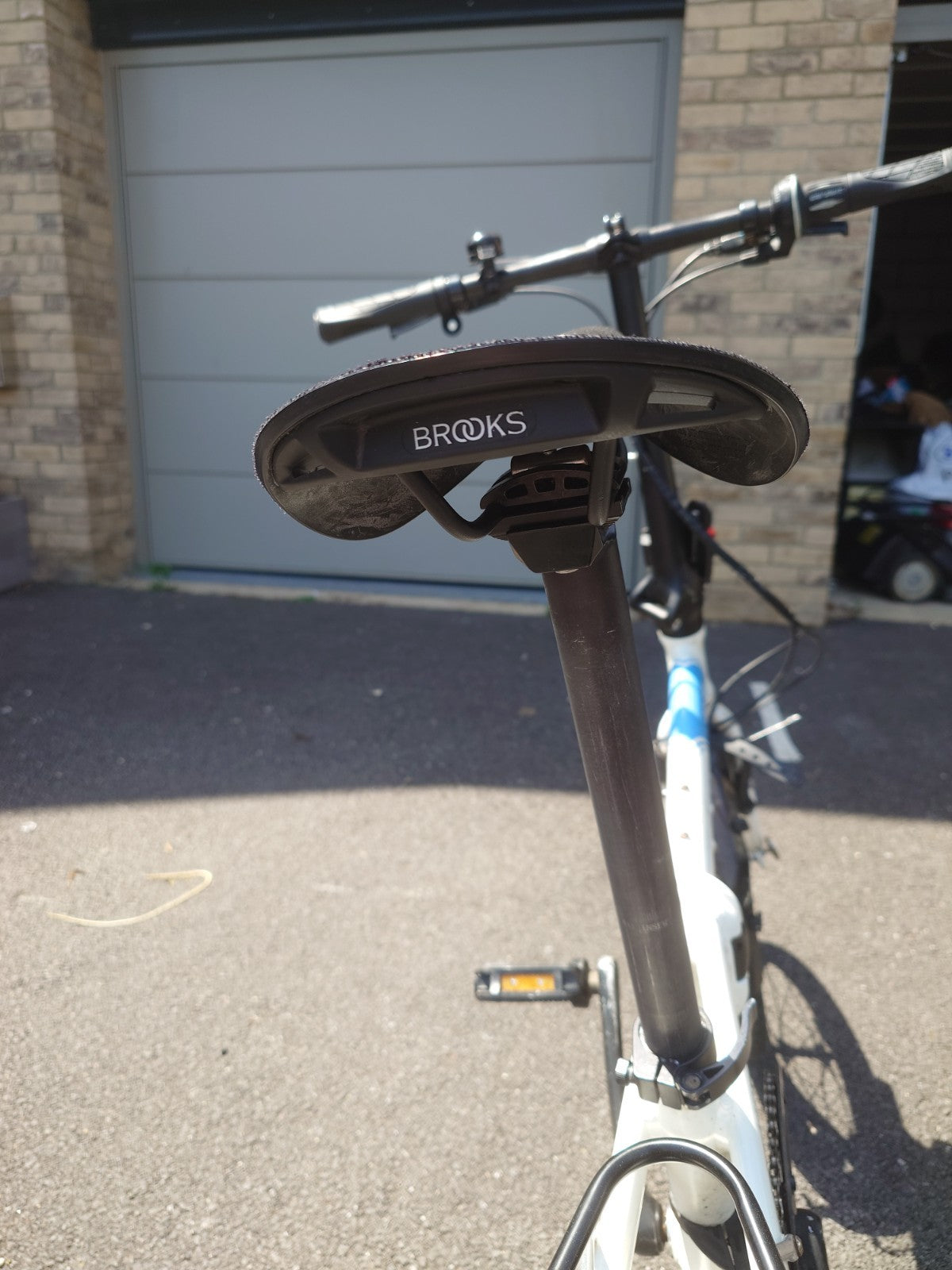 Tern Link D8 Folding Bike With Brooks Saddle