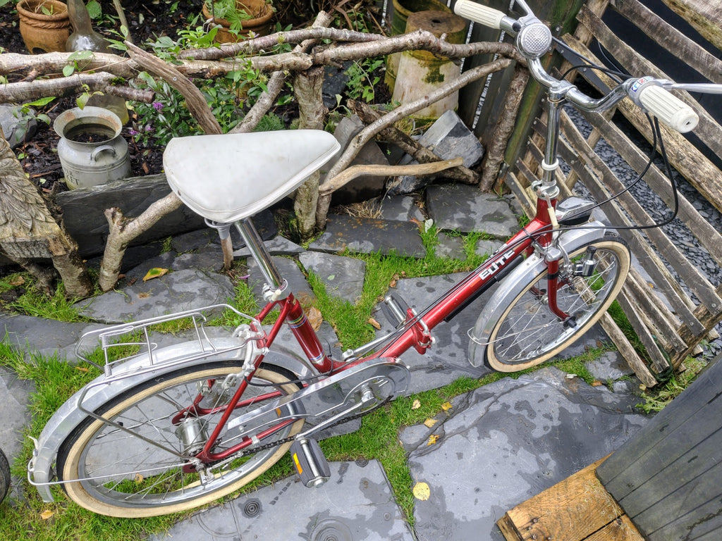 Pair Of Quality 1980s Retro Folding Bicycles ELITE brand German Made