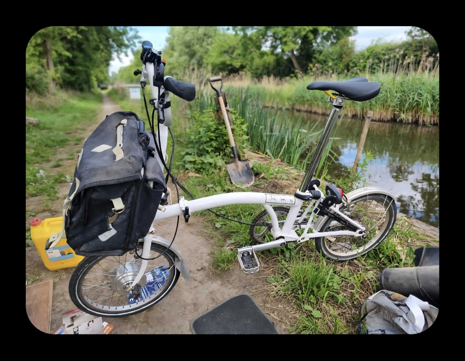 Brompton ML3 E  Folding Bike 3-Speed. e. Excellent Condition