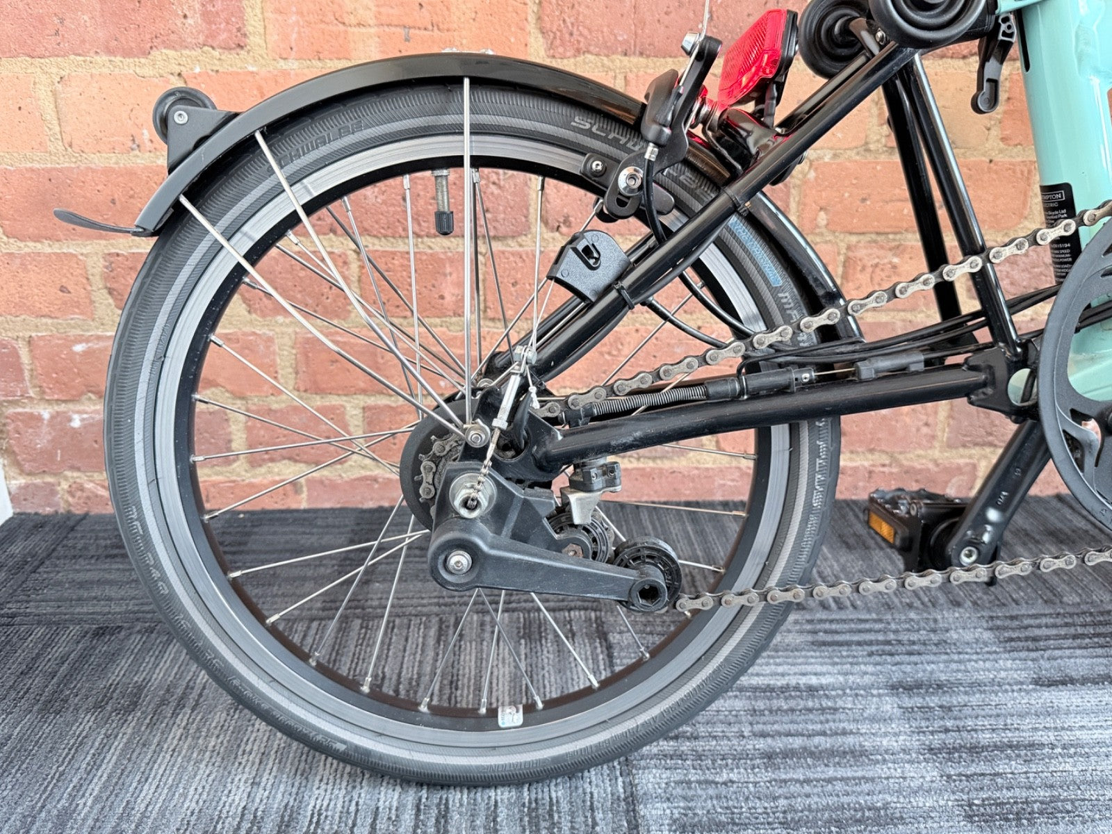 Brompton C Line Electric (M6L) Black Edition - Turkish Green - Lots of Extras