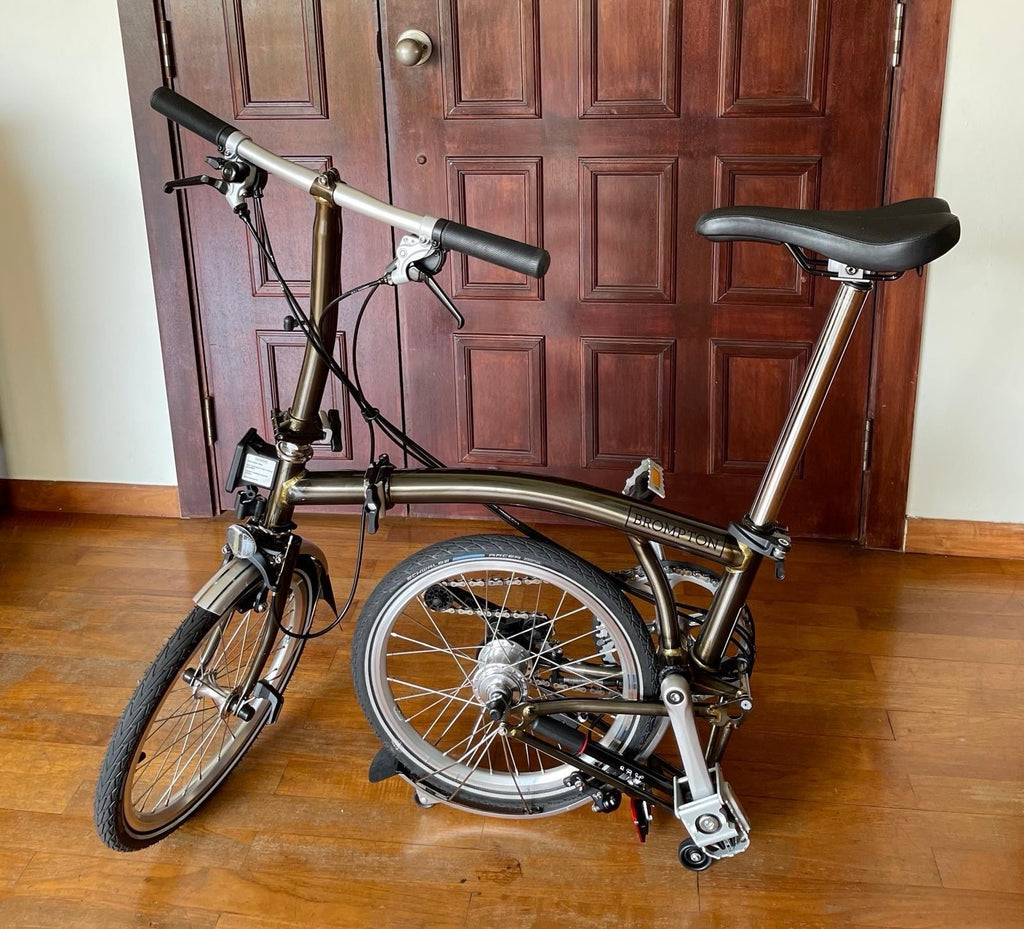 Brompton S6L Black Lacquer 21 Used Once, Boxed, Helensburgh Scotland Collection