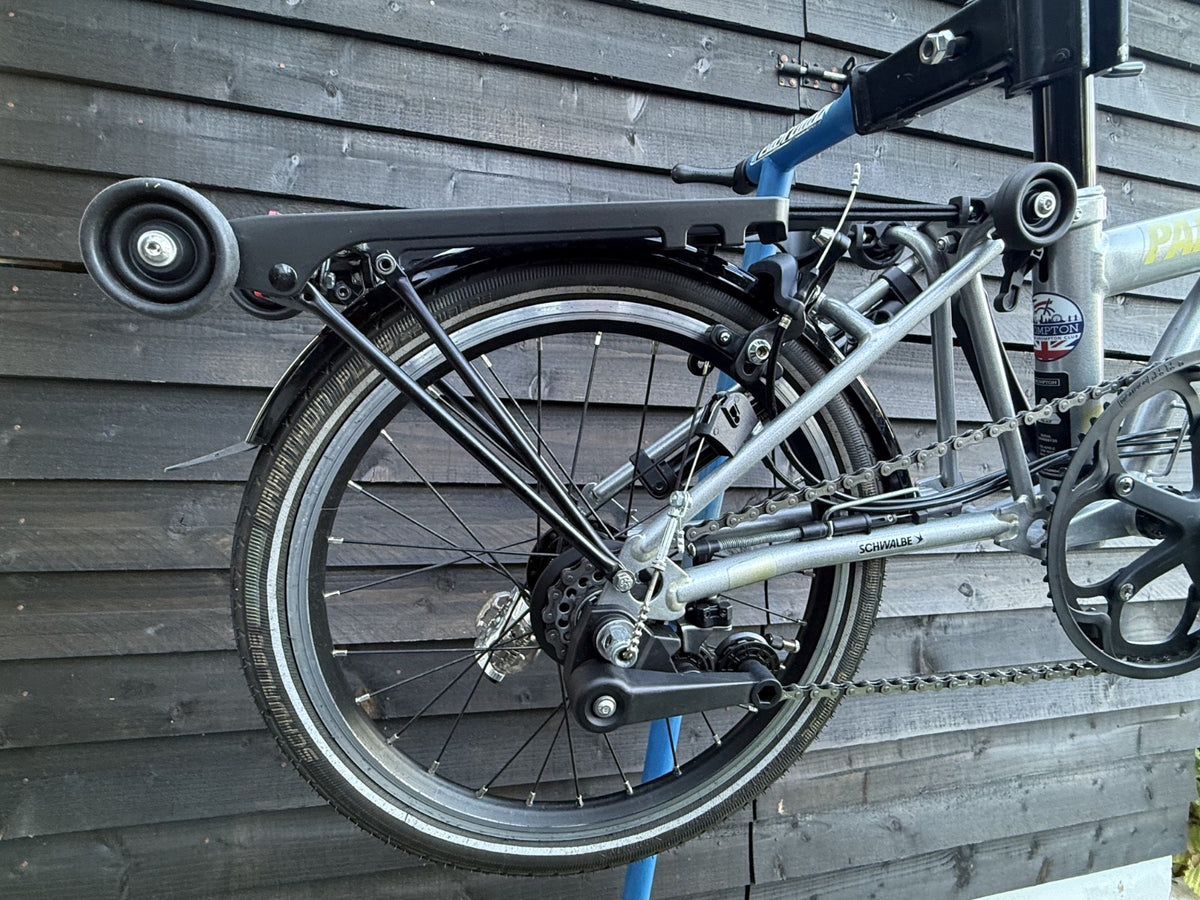 Brompton x Palace Bike 6 speed C Line Low + Rear rack - Unique and Upgraded