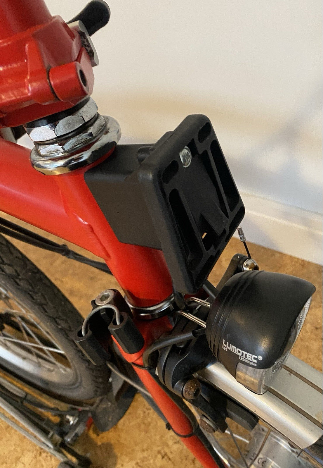Brompton S6L Folding Bike Six-Speed Dynamo Plus Front and Rear Bags