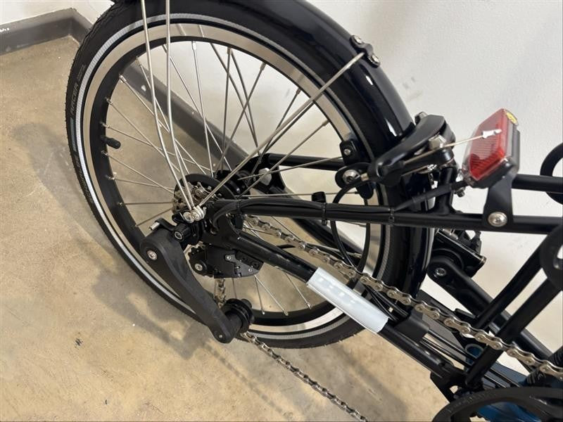 Brompton Electric C Line 4 Speed Mid Folding Bike - 2023 - Ocean Blue