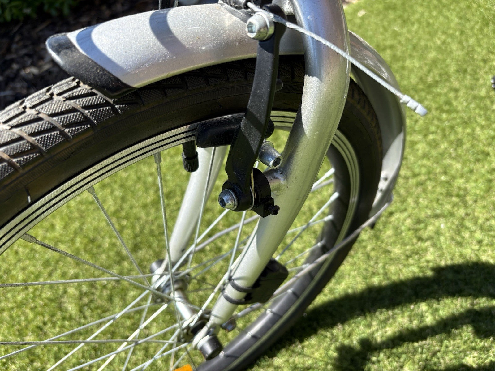 Protean Folding Bike 20" Wheels , ( Unused ) Shimano RevoShift Gears.