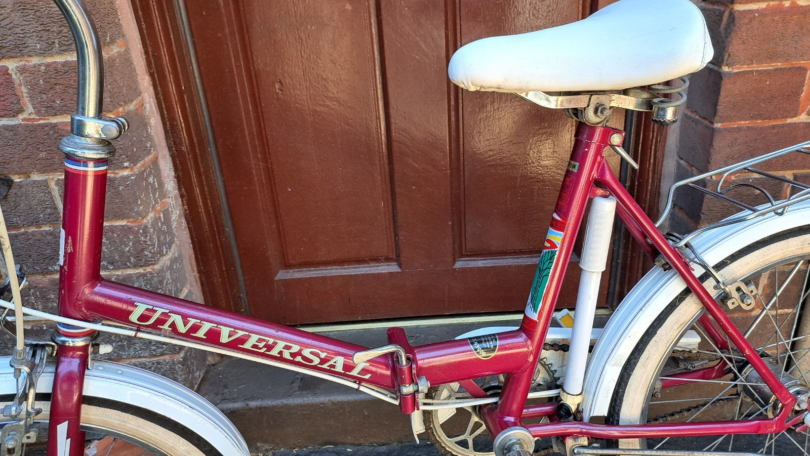 VINTAGE 3 SPEED FOLD UP BIKE