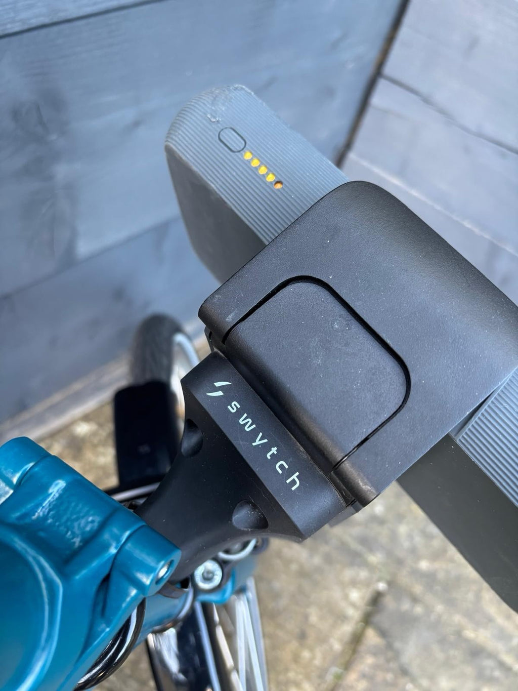 2023 Brompton C Line 6 Speed Urban in Ocean Blue + Optional Swytch Kit Fitted