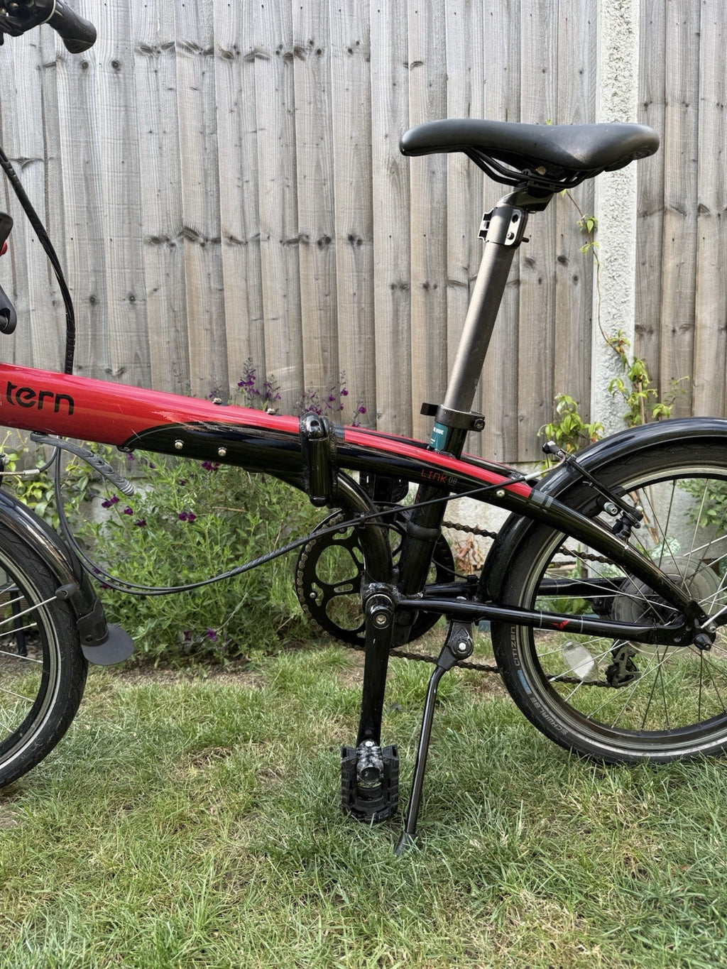 Tern Link D8 Folding Bike - Lightweight In Good Condition