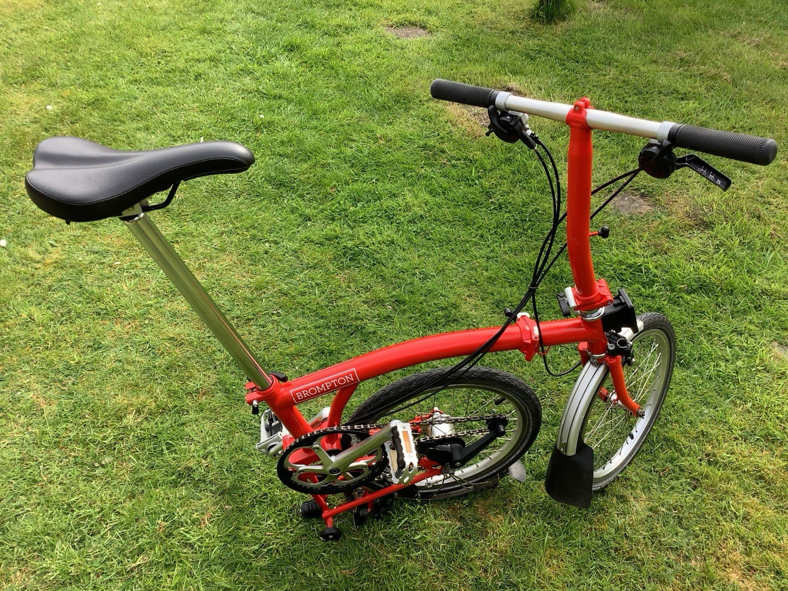 Brompton Folding Bike S-line 6-speed 2018 Model Red Excellent Condition