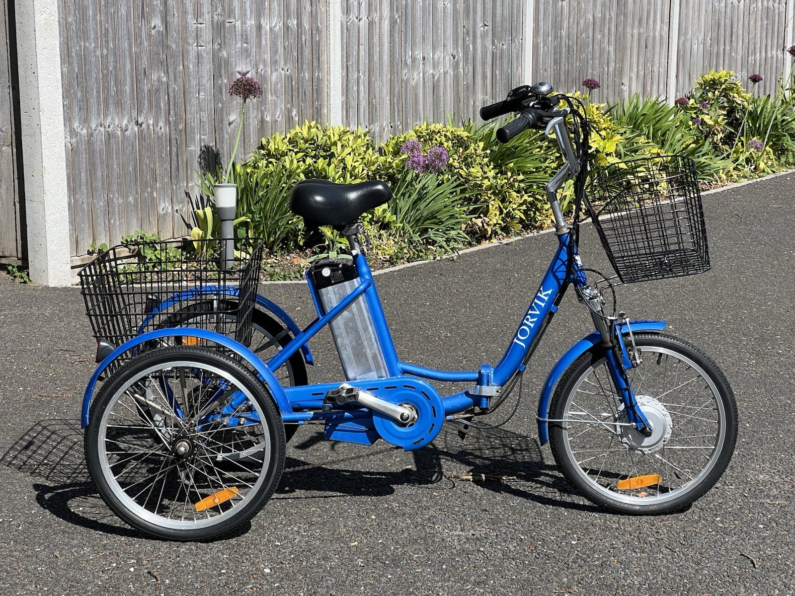 Jorvik Folding  Tricycle :  Blue : 20in