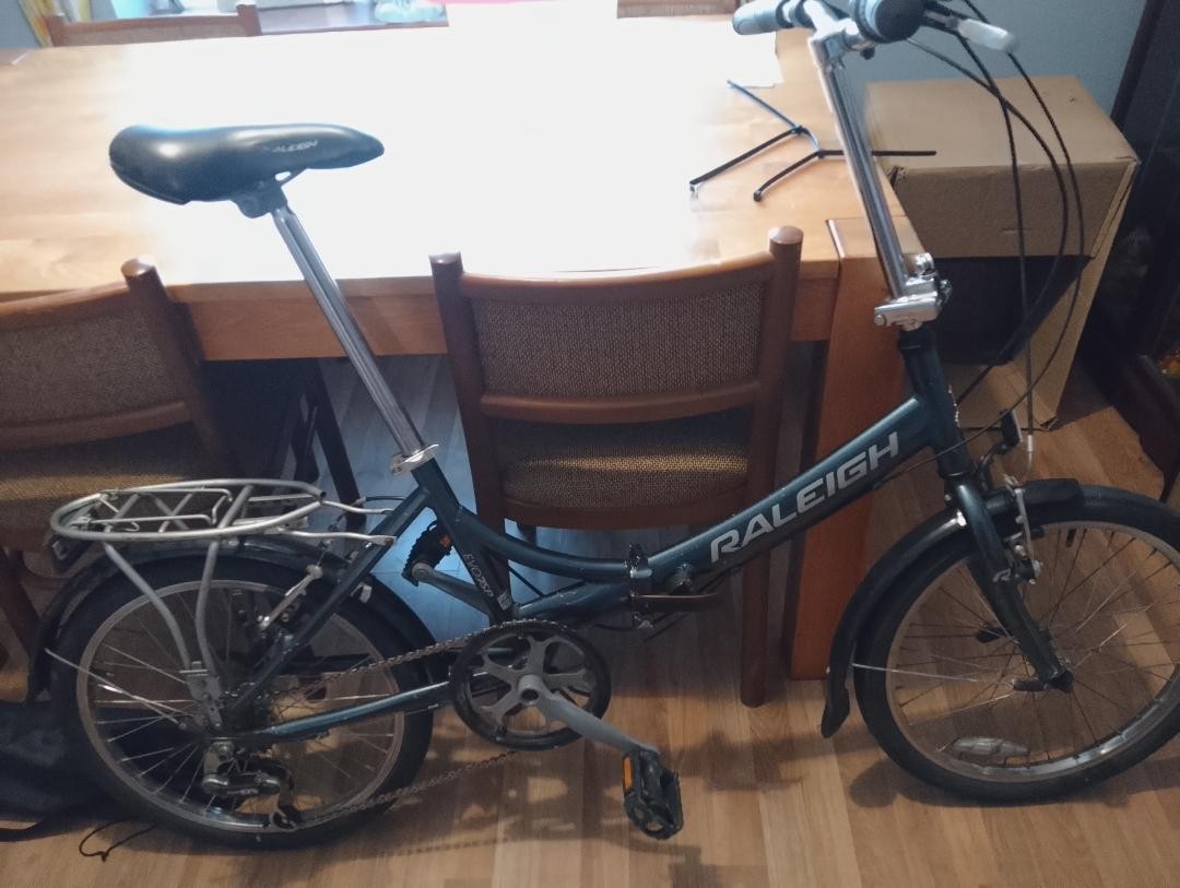 Raleigh Evo 7SP Folding Bike