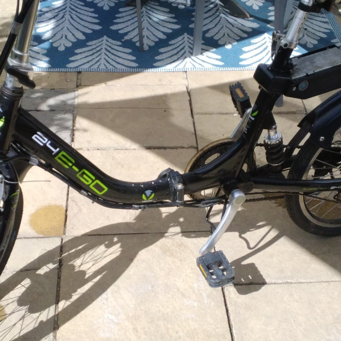 E-Go BYE-60 Folding Bike 24 in Wheel Size Black & Green