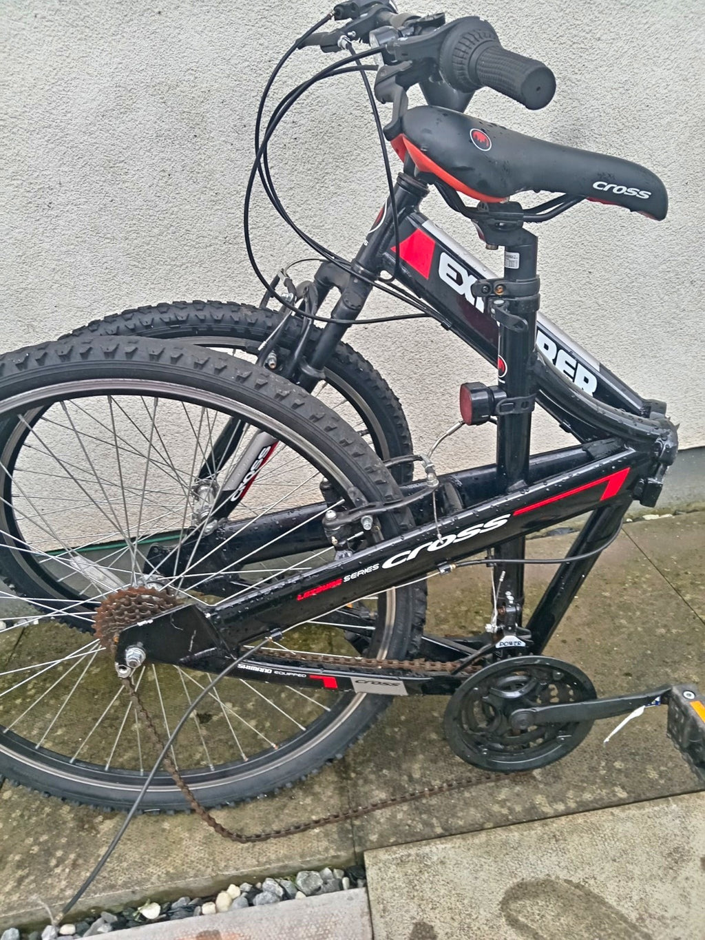 Cross Explorer Folding Bike 26 in Flat Bar Twist Grip V-Brake Front Sus Black