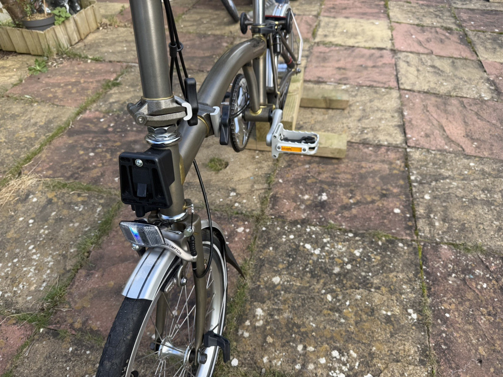 2015 Brompton S3L Folding Bike 3-Speed, Grey Including Carry Bag and Case.