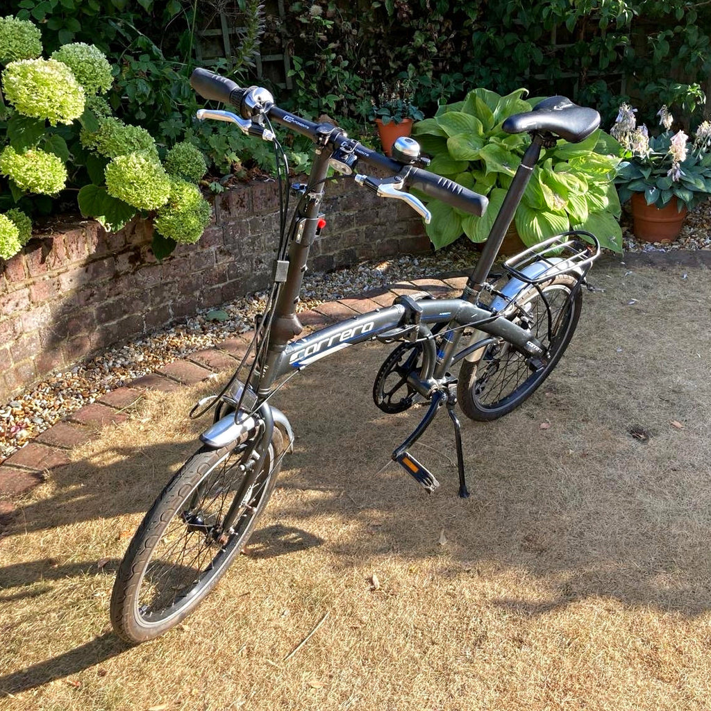 Carrera Intercity Folding Bike 20in 8-Speed V-Brake Rear Rack Mudguards Black