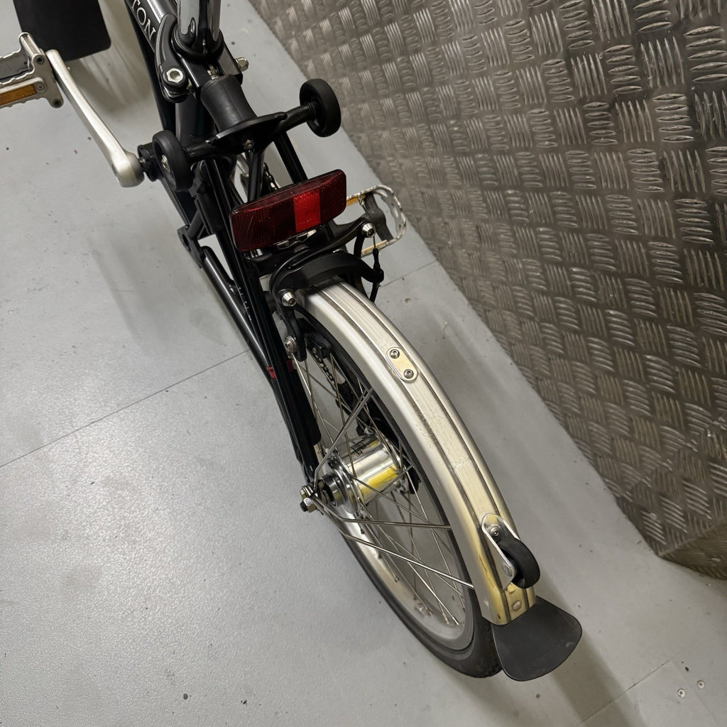 Brompton C Line Explore 2021 Black M Bar Excellent Condition